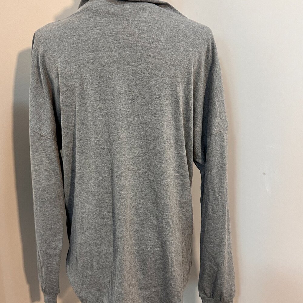 3/$30 Womens long sleeve tops casual (wine/grey) 2 colors - Picture 14 of 16